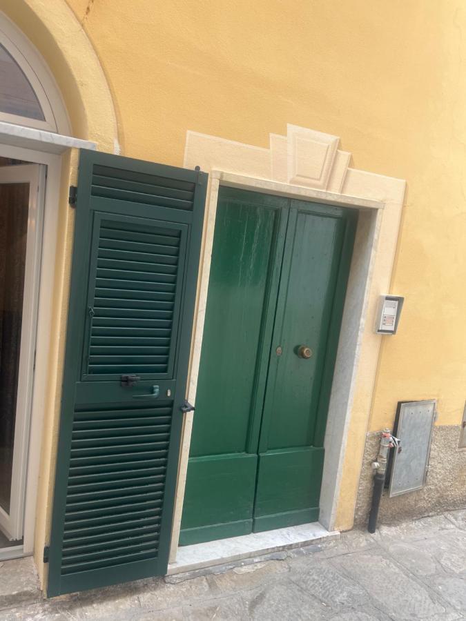 Loft Sofia A Pochi Metri Dal Mare Lägenhet Moneglia Exteriör bild
